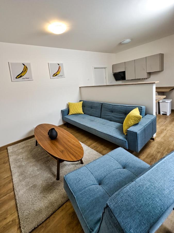 Gallery Apartments Liberec Bagian luar foto