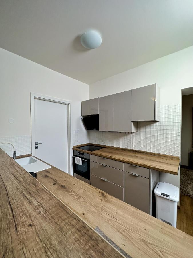 Gallery Apartments Liberec Bagian luar foto