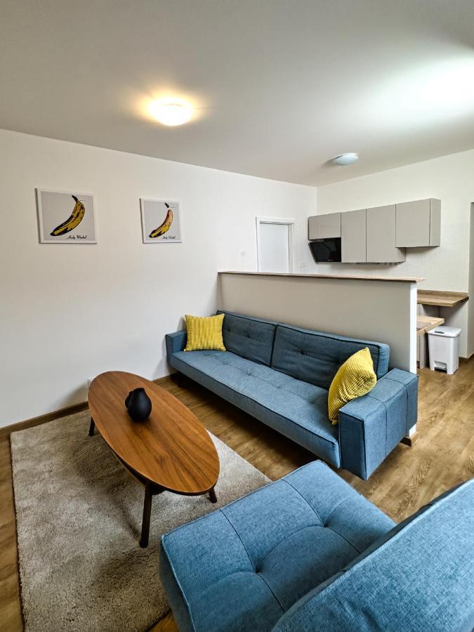 Gallery Apartments Liberec Bagian luar foto