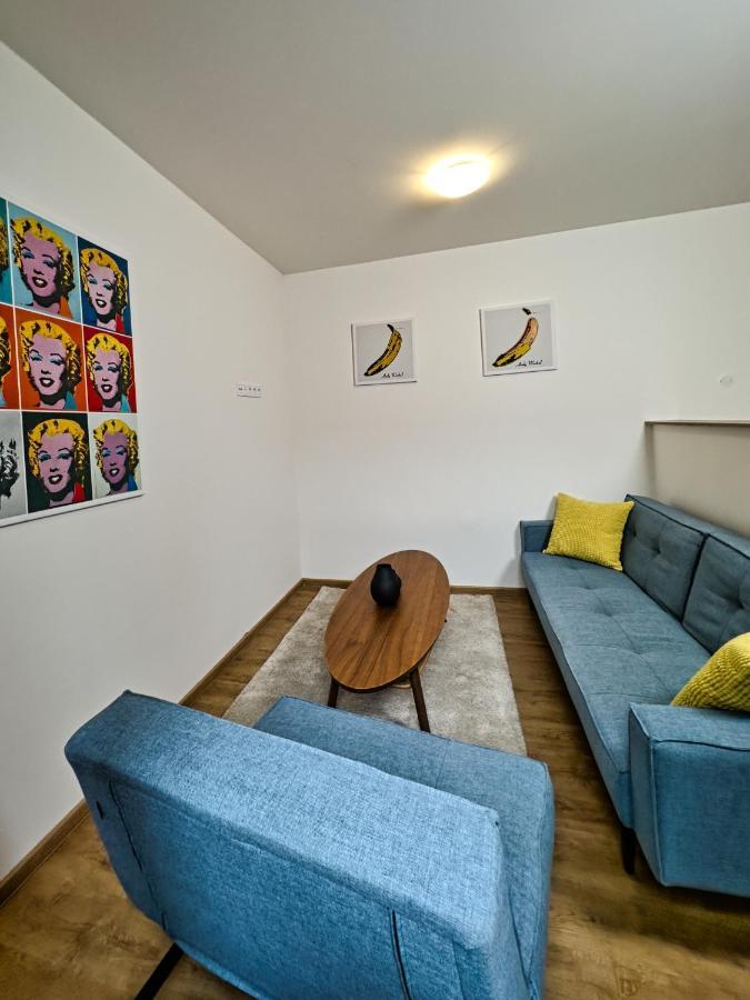 Gallery Apartments Liberec Bagian luar foto