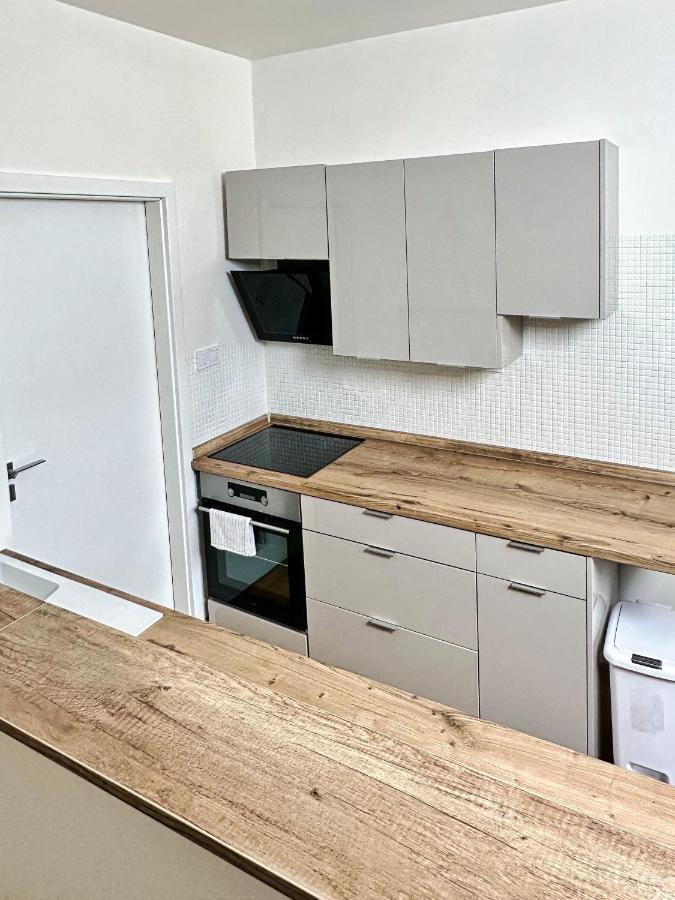 Gallery Apartments Liberec Bagian luar foto
